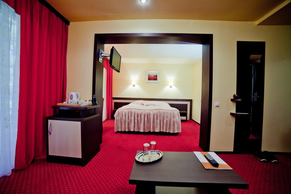 Hotel Dana Amara Luaran gambar