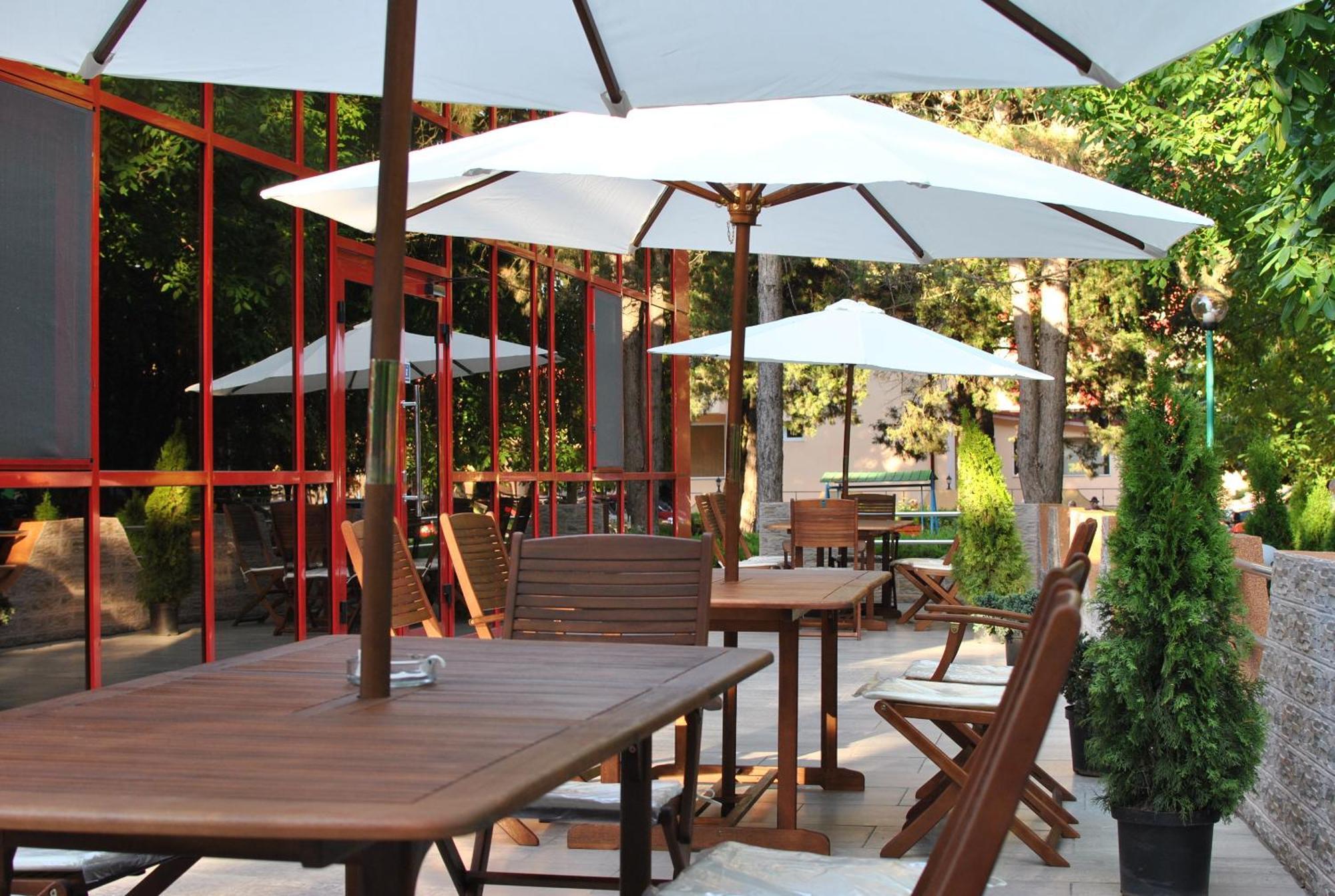 Hotel Dana Amara Luaran gambar